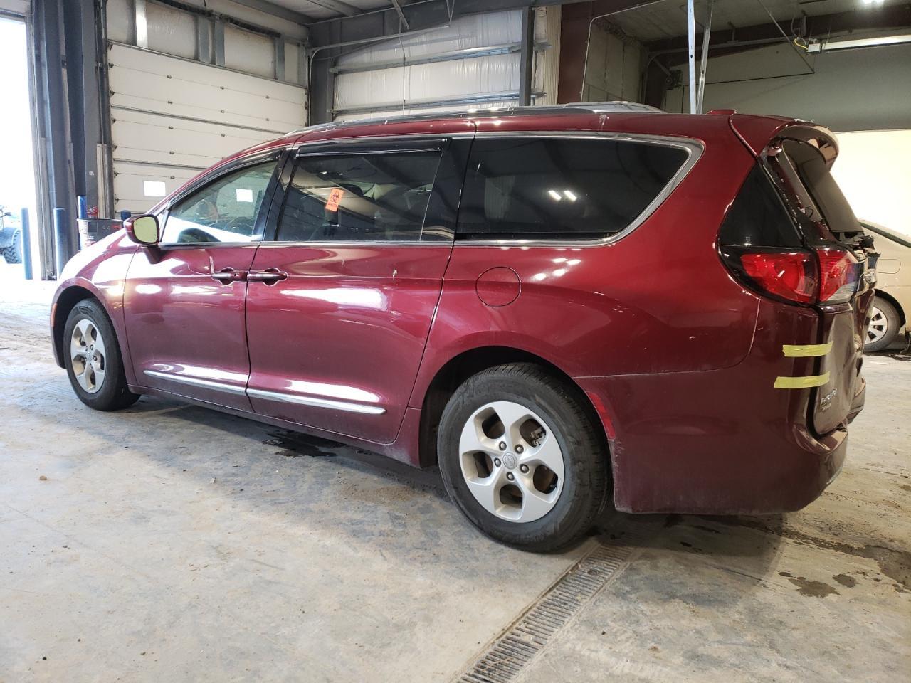 2017 Chrysler Pacifica Touring L Plus - Image 2