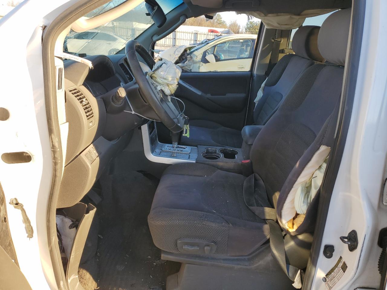 2009 Nissan Pathfinder S - Image 7