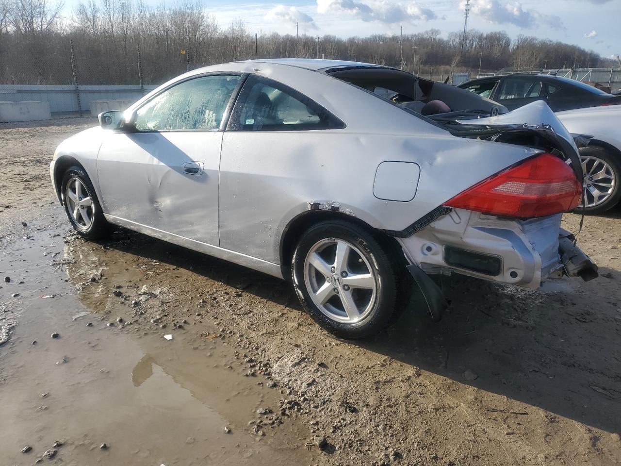 2004 Honda Accord Ex - Image 2