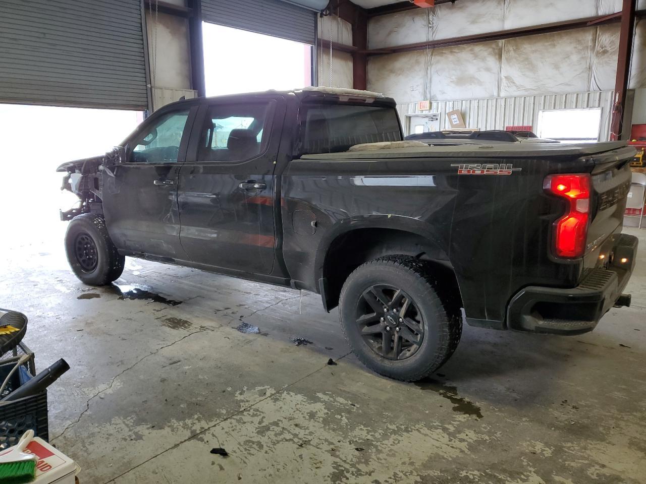 2019 Chevrolet Silverado K1500 Lt Trail Boss - Фото 2