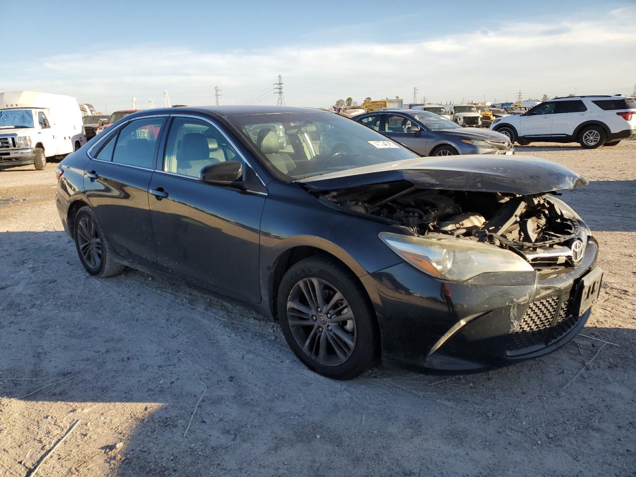 2015 Toyota Camry Le - Фото 4