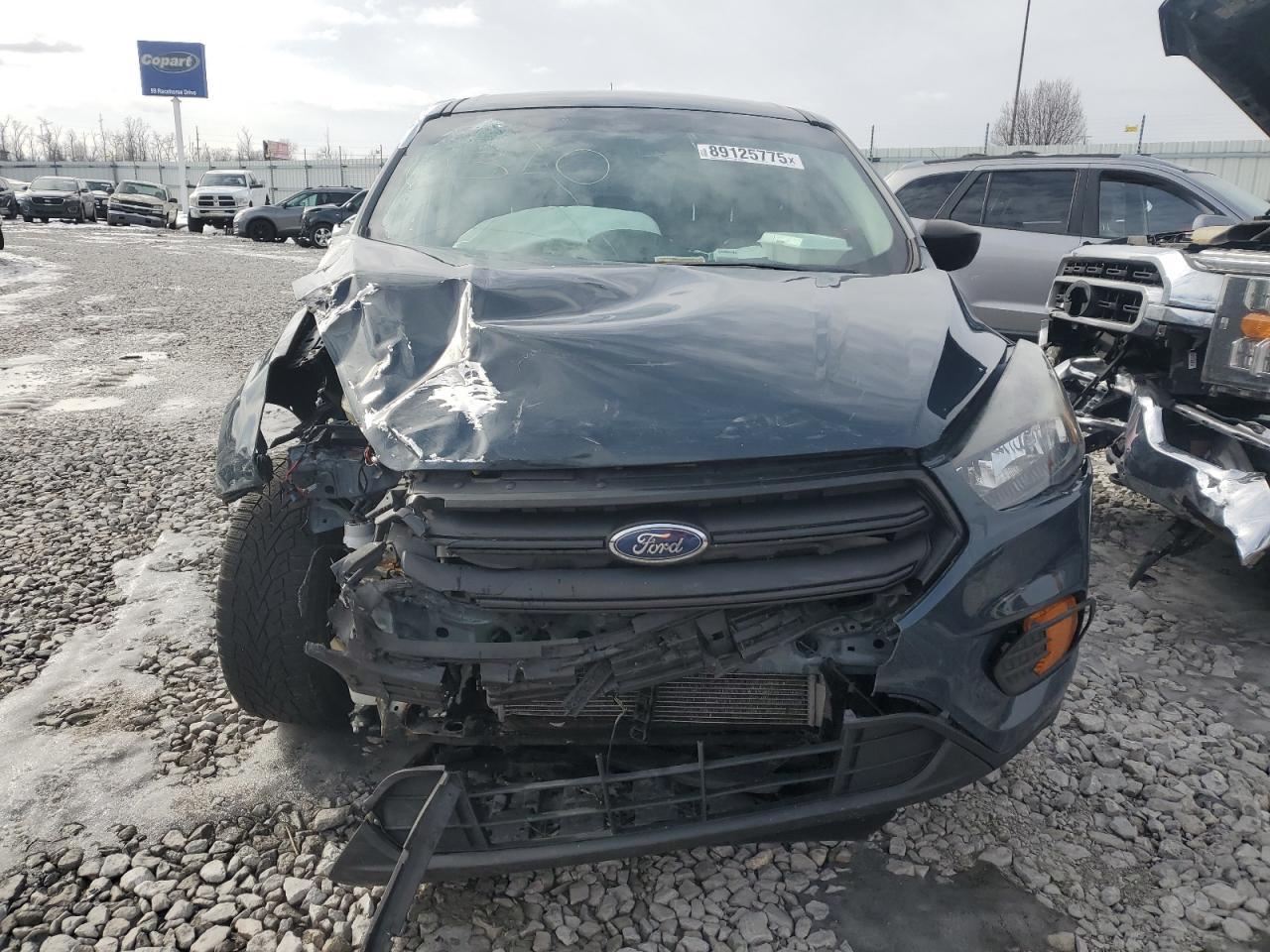 2019 Ford Escape S - Фото 5