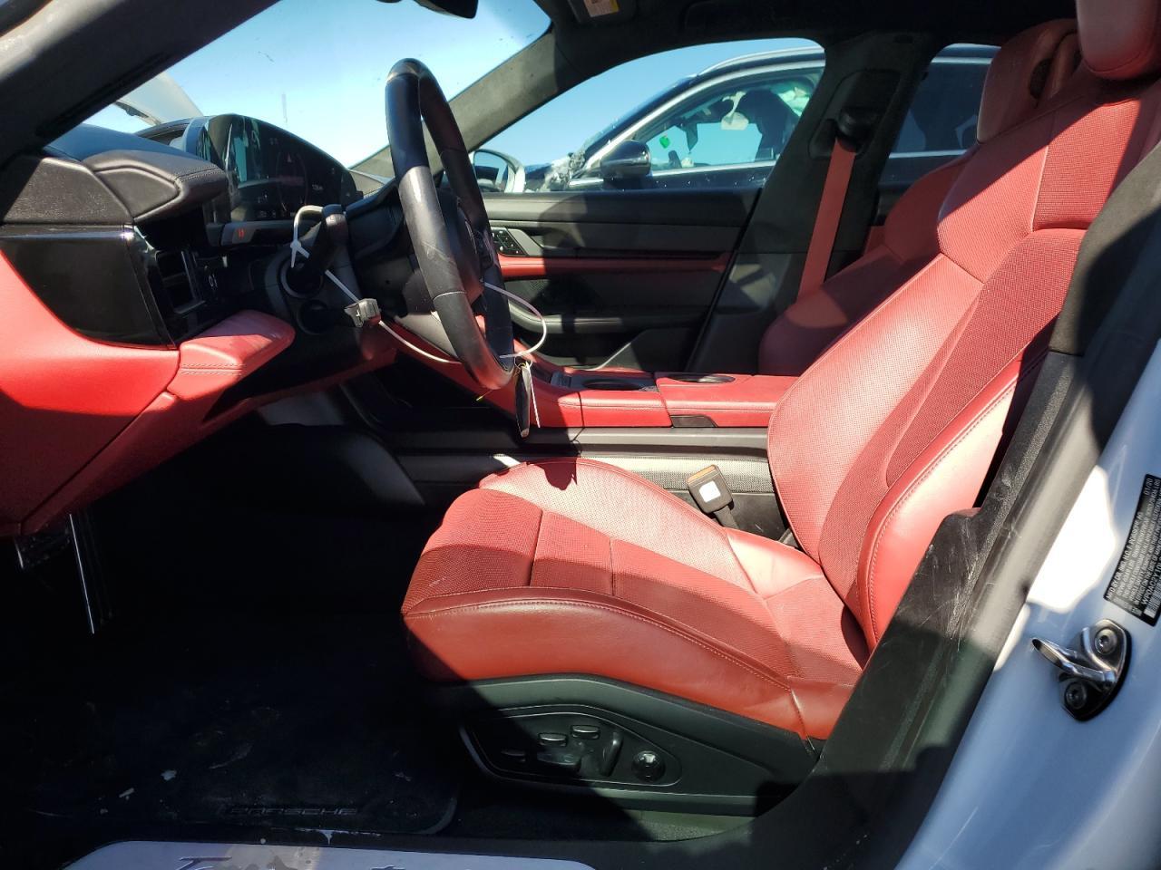 2020 Porsche Taycan Turbo - Фото 7