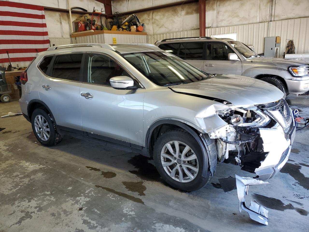 2020 Nissan Rogue S - Фото 4