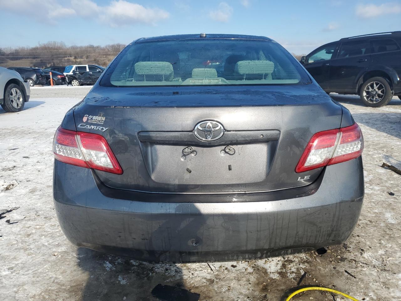 2010 Toyota Camry - Image 6