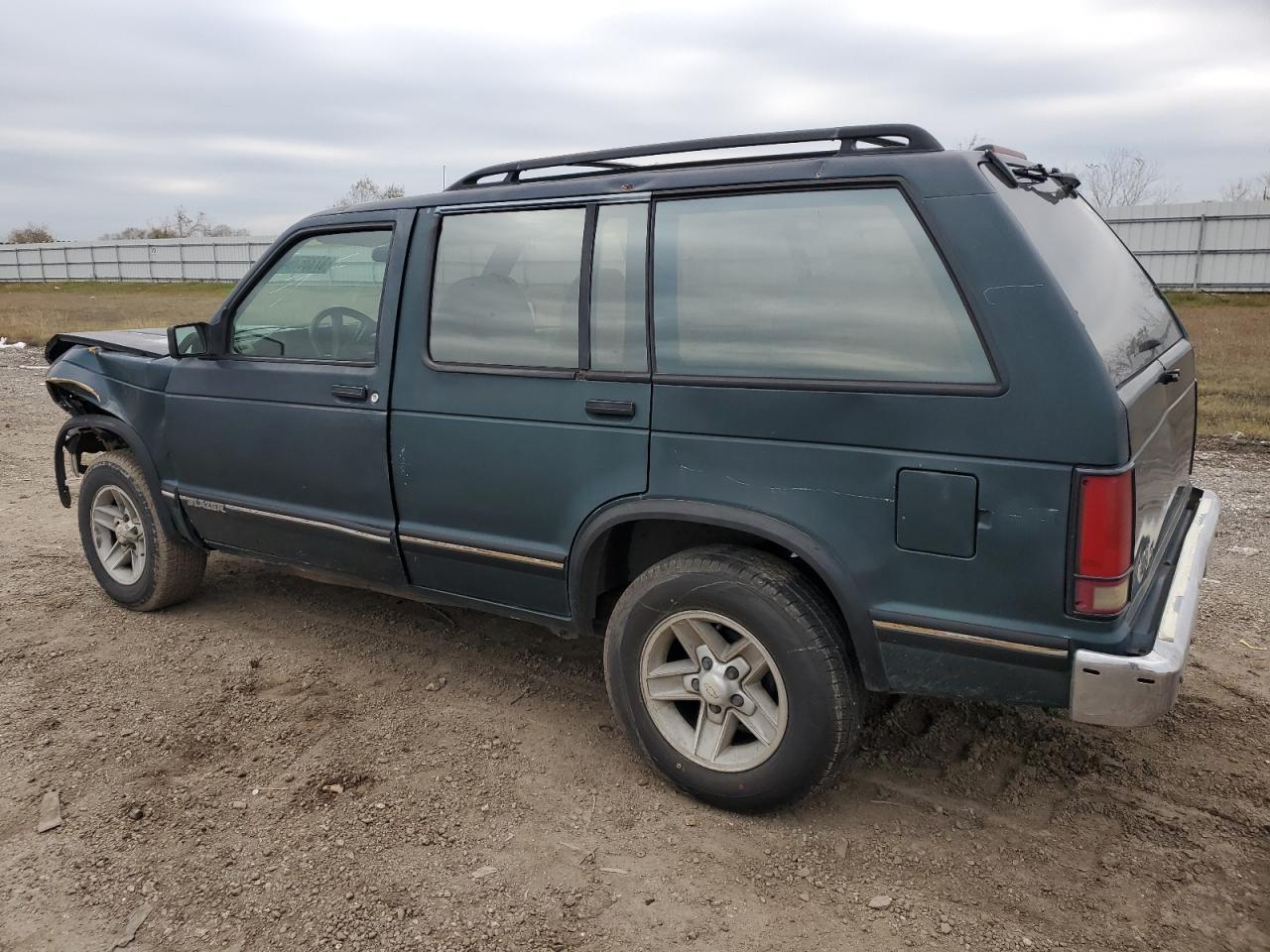 1994 Chevrolet Blazer S10 - Image 2