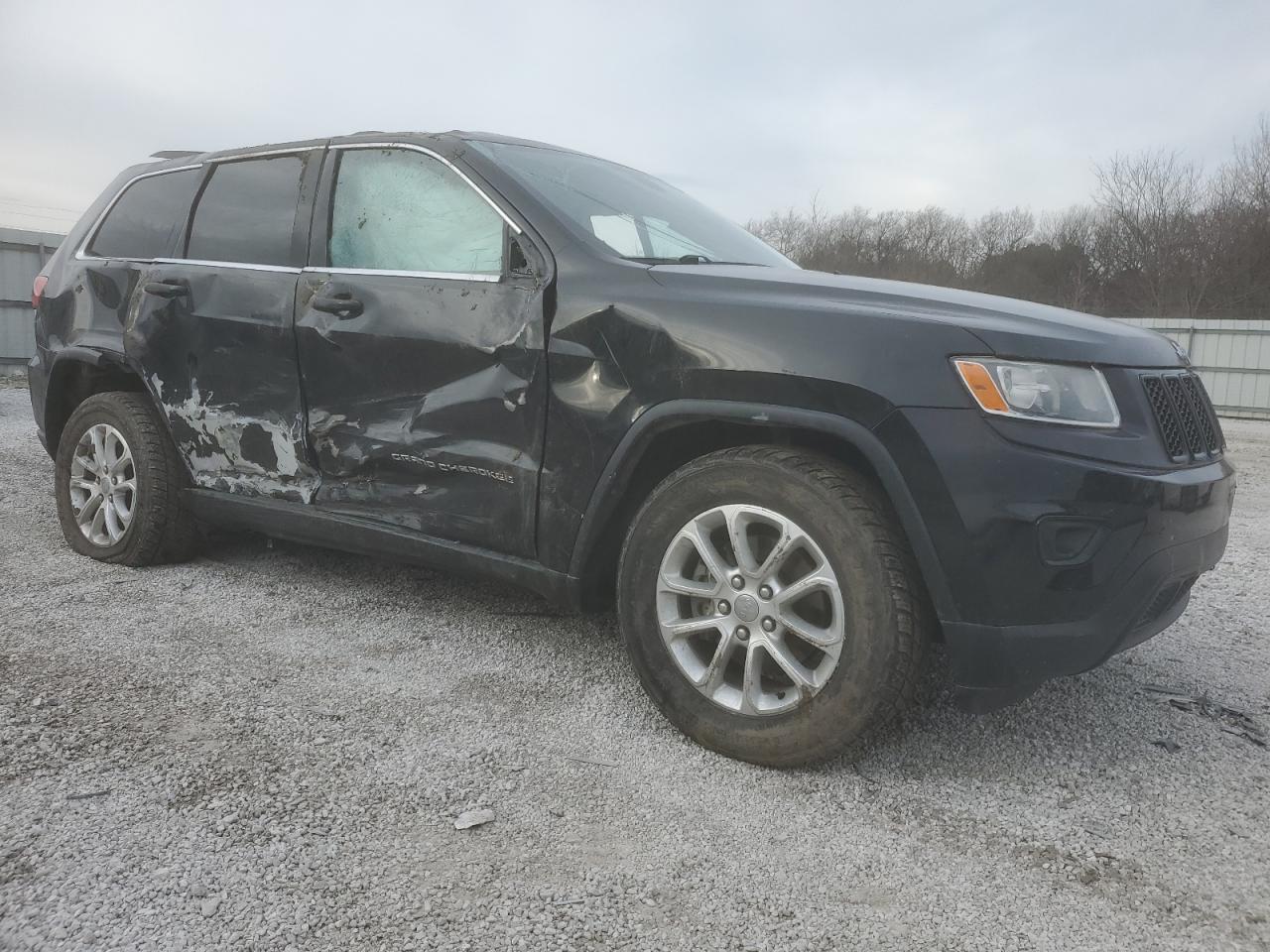 2016 Jeep Grand Cherokee Laredo - Image 4