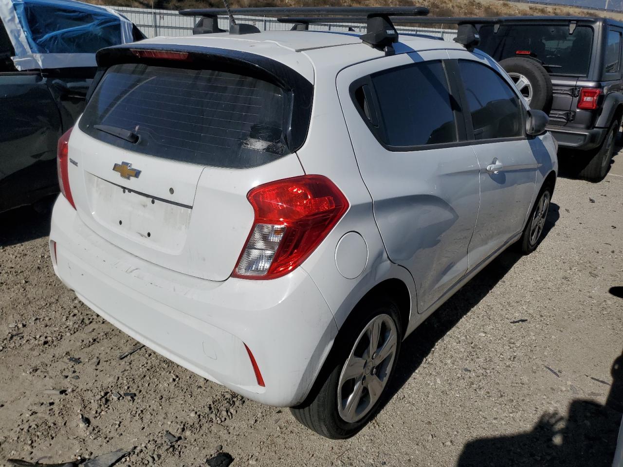 2021 Chevrolet Spark Ls - Фото 3