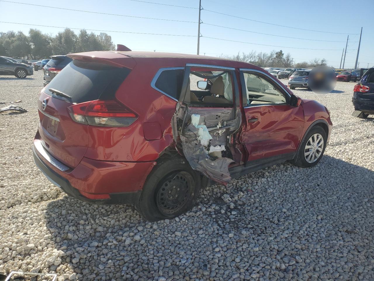 2017 Nissan Rogue S - Фото 3