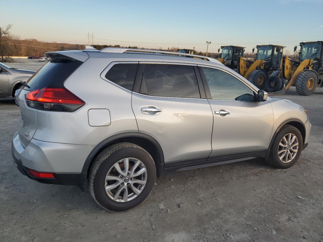 2017 Nissan Rogue S - Фото 3