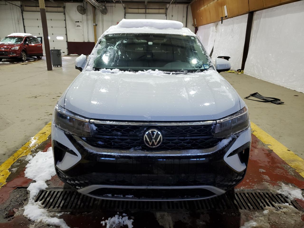 2022 Volkswagen Taos Se - Image 5