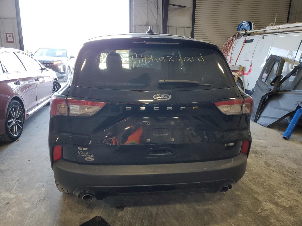 2022 Ford Escape Se - Фото 6