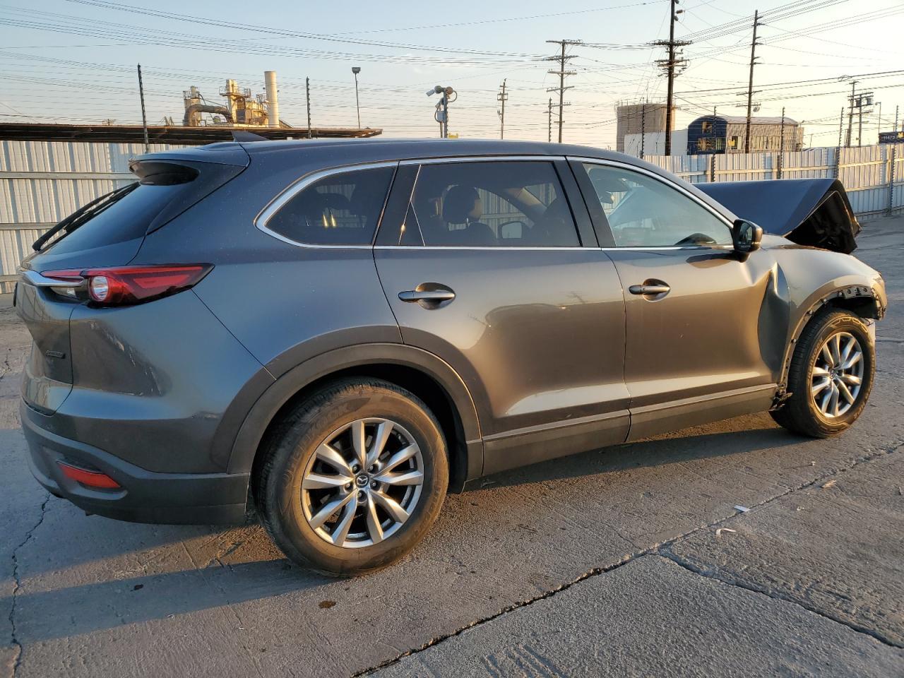 2018 Mazda Cx-9 Touring - Image 3