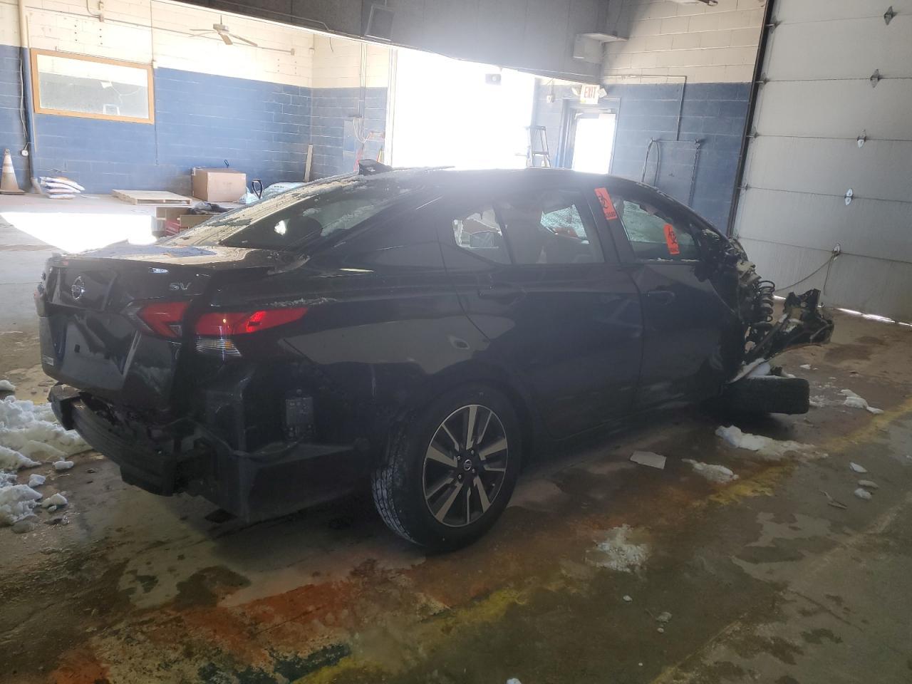 2021 Nissan Versa Sv - Image 3