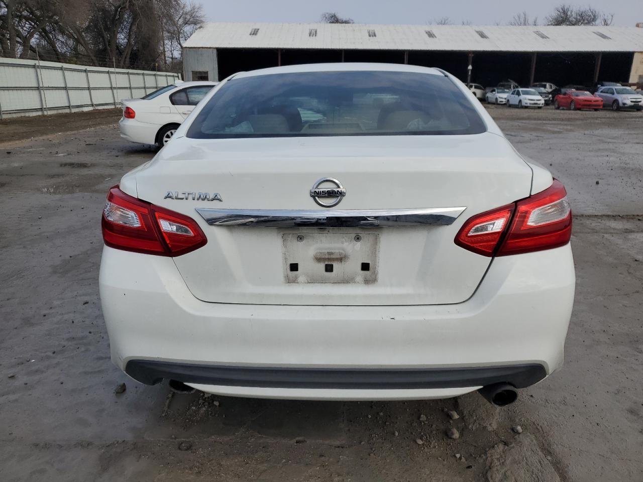 2017 Nissan Altima 2.5 - Фото 6