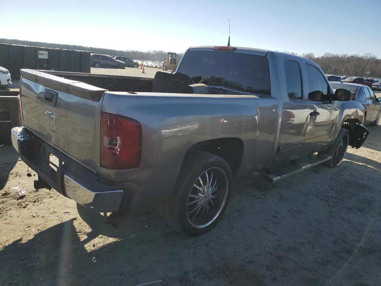 2007 Chevrolet Silverado C1500 - Фото 3