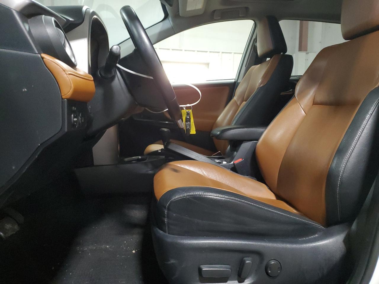 2016 Toyota Rav4 Hv Limited - Image 7
