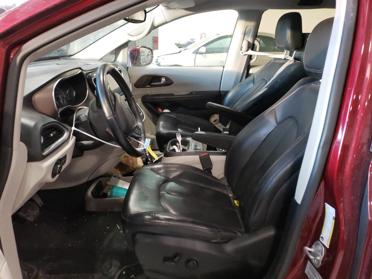 2017 Chrysler Pacifica Touring L Plus - Image 7