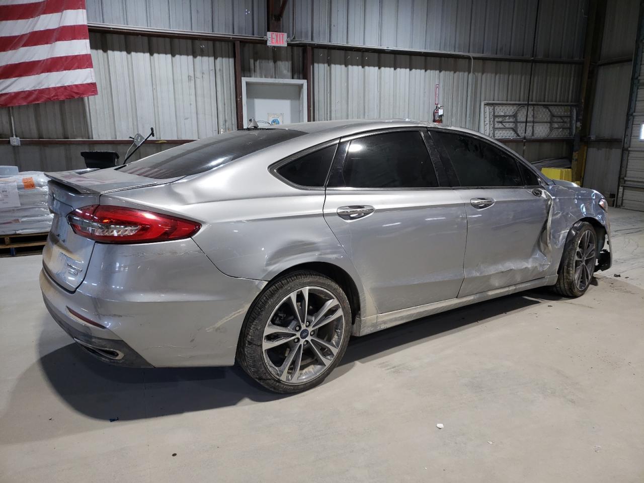 2020 Ford Fusion Titanium - Фото 3