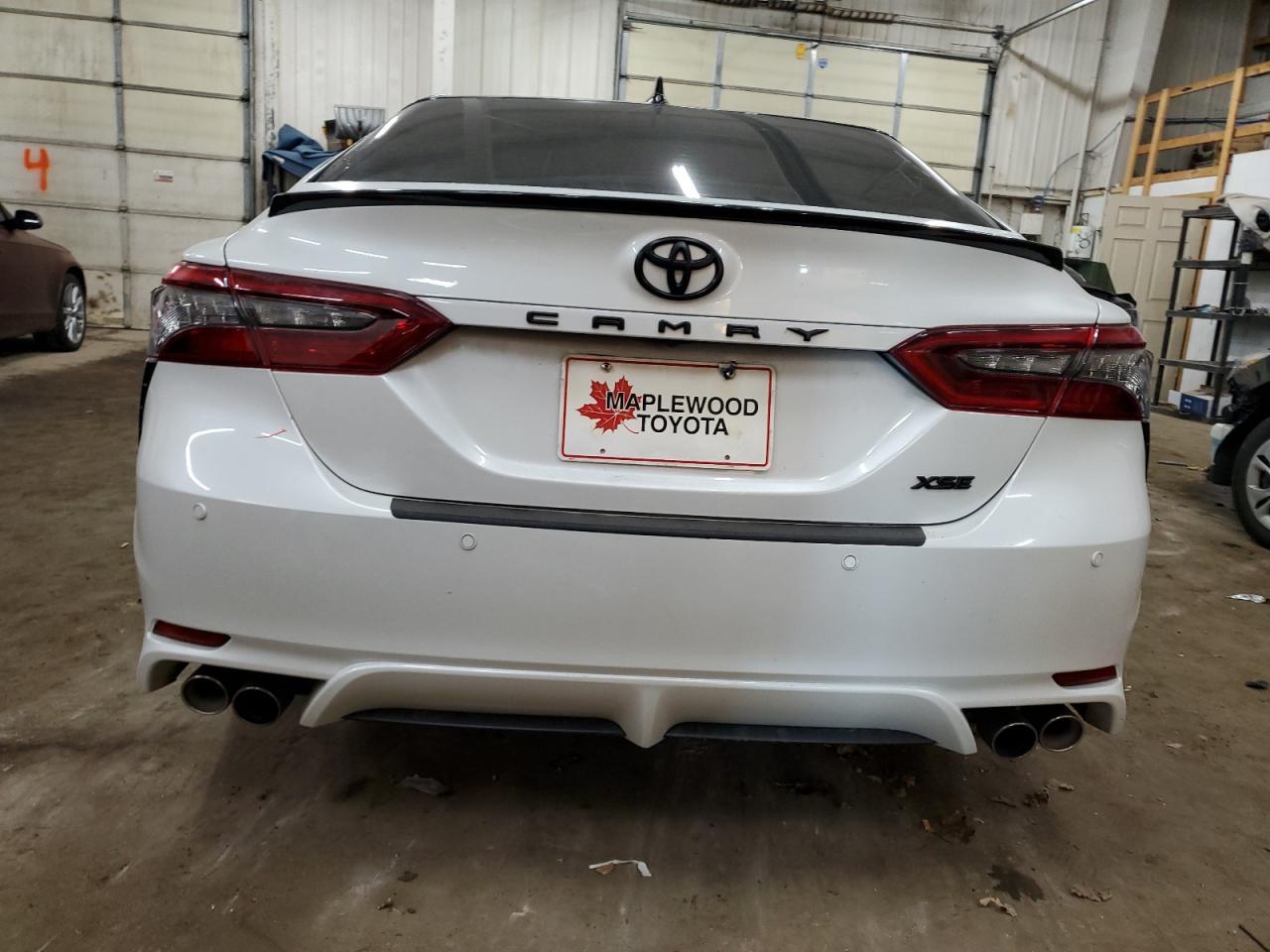 2022 Toyota Camry Xse - Image 6