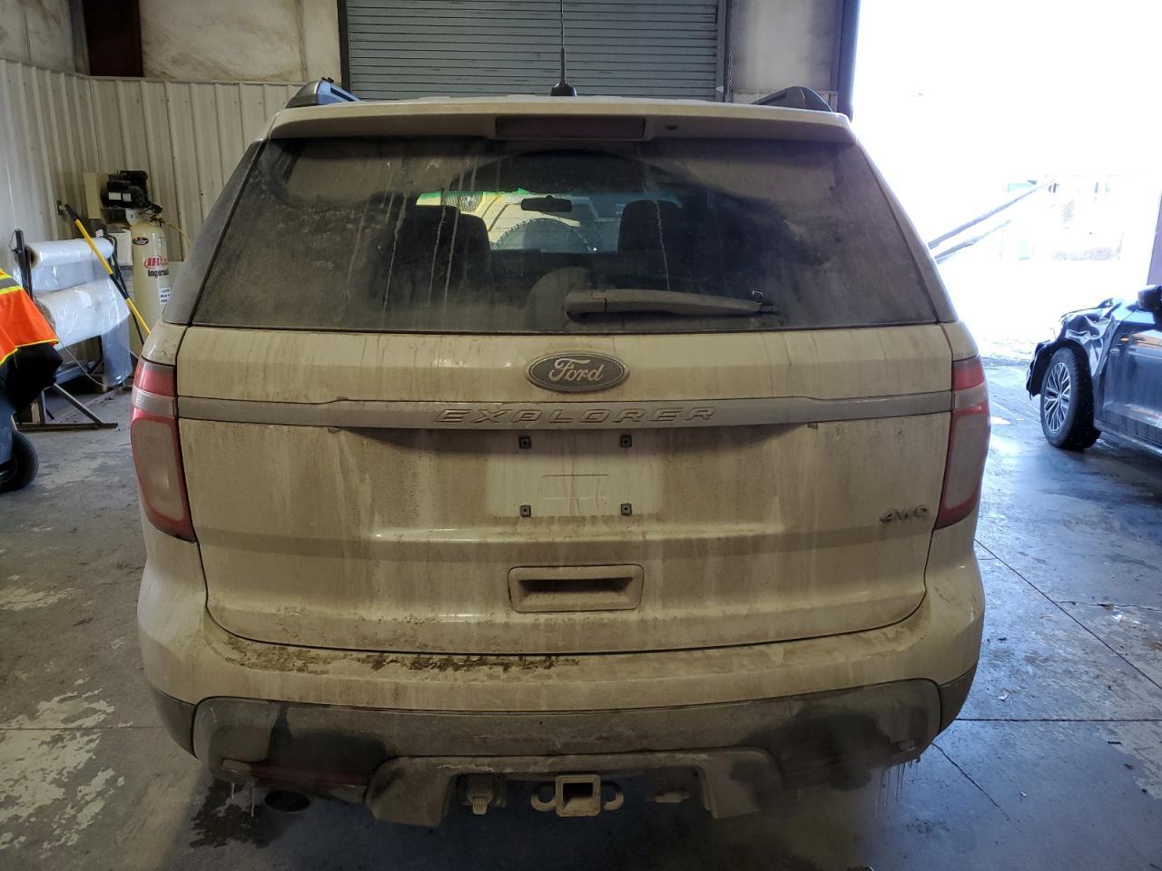 2011 Ford Explorer - Image 6