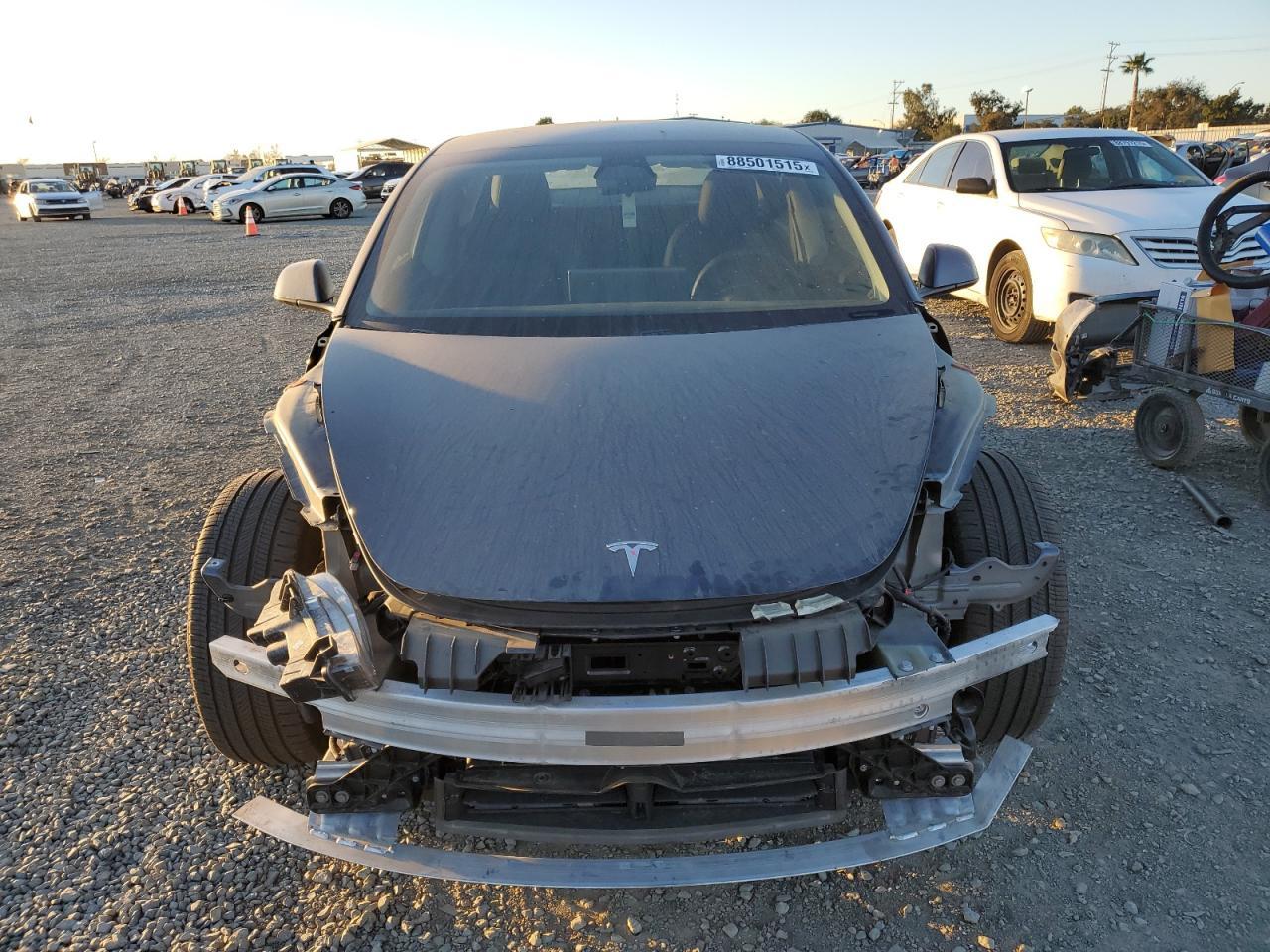 2021 Tesla Model 3 - Фото 5