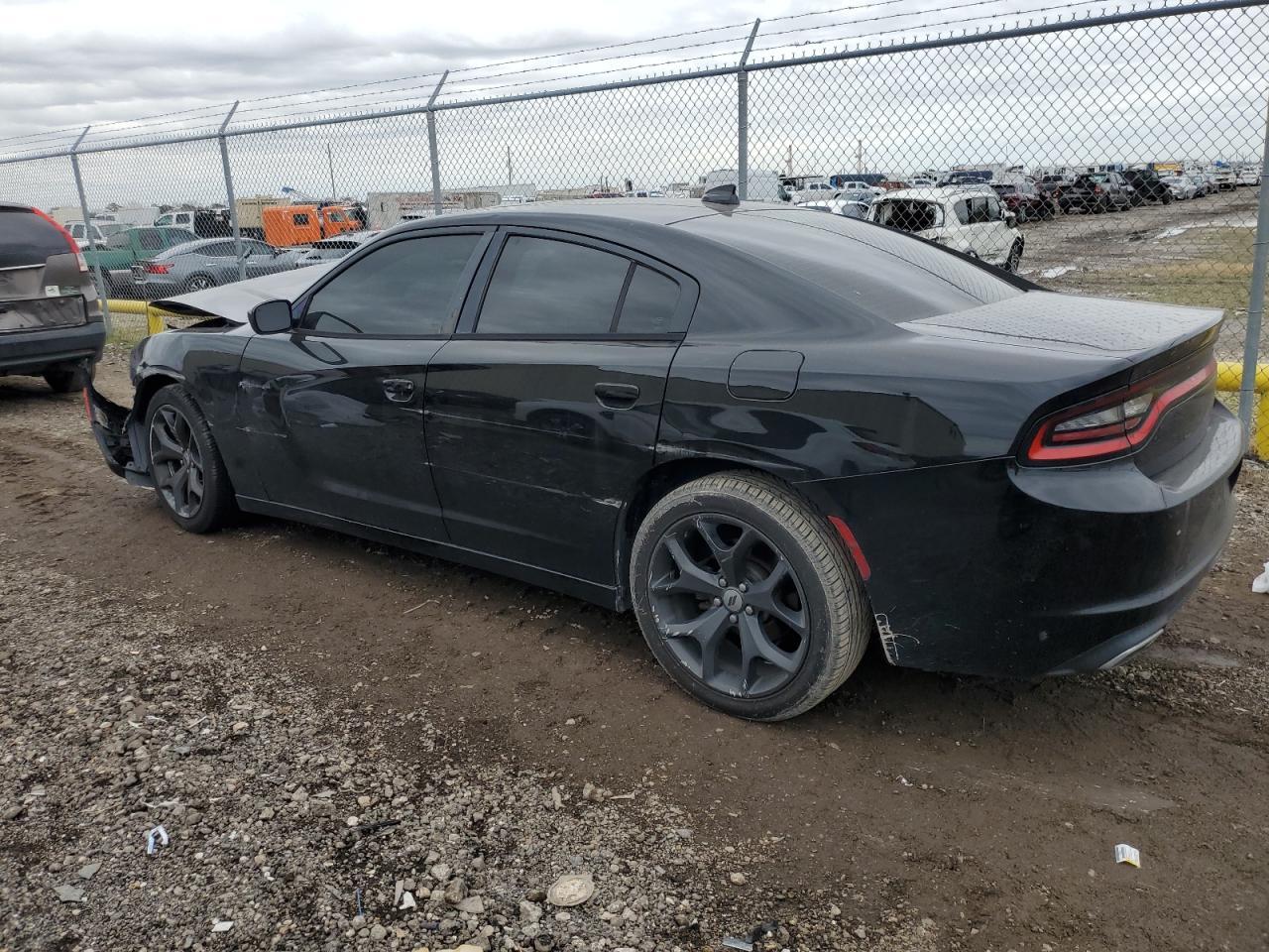 2015 Dodge Charger Sxt - Image 2