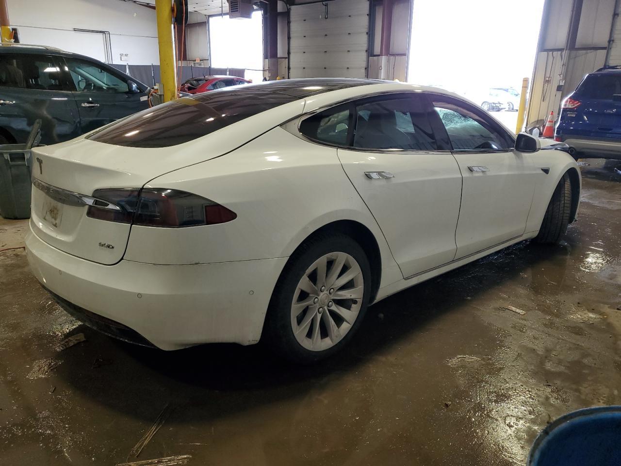 2017 Tesla Model S - Image 3