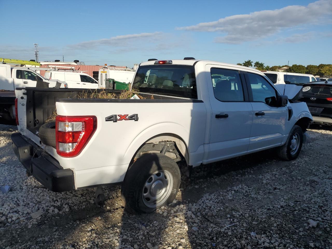 2022 Ford F150 Supercrew - Image 3