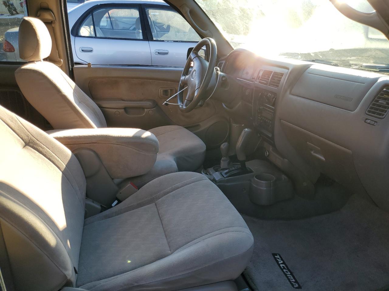 2004 Toyota Tacoma Xtracab - Фото 7