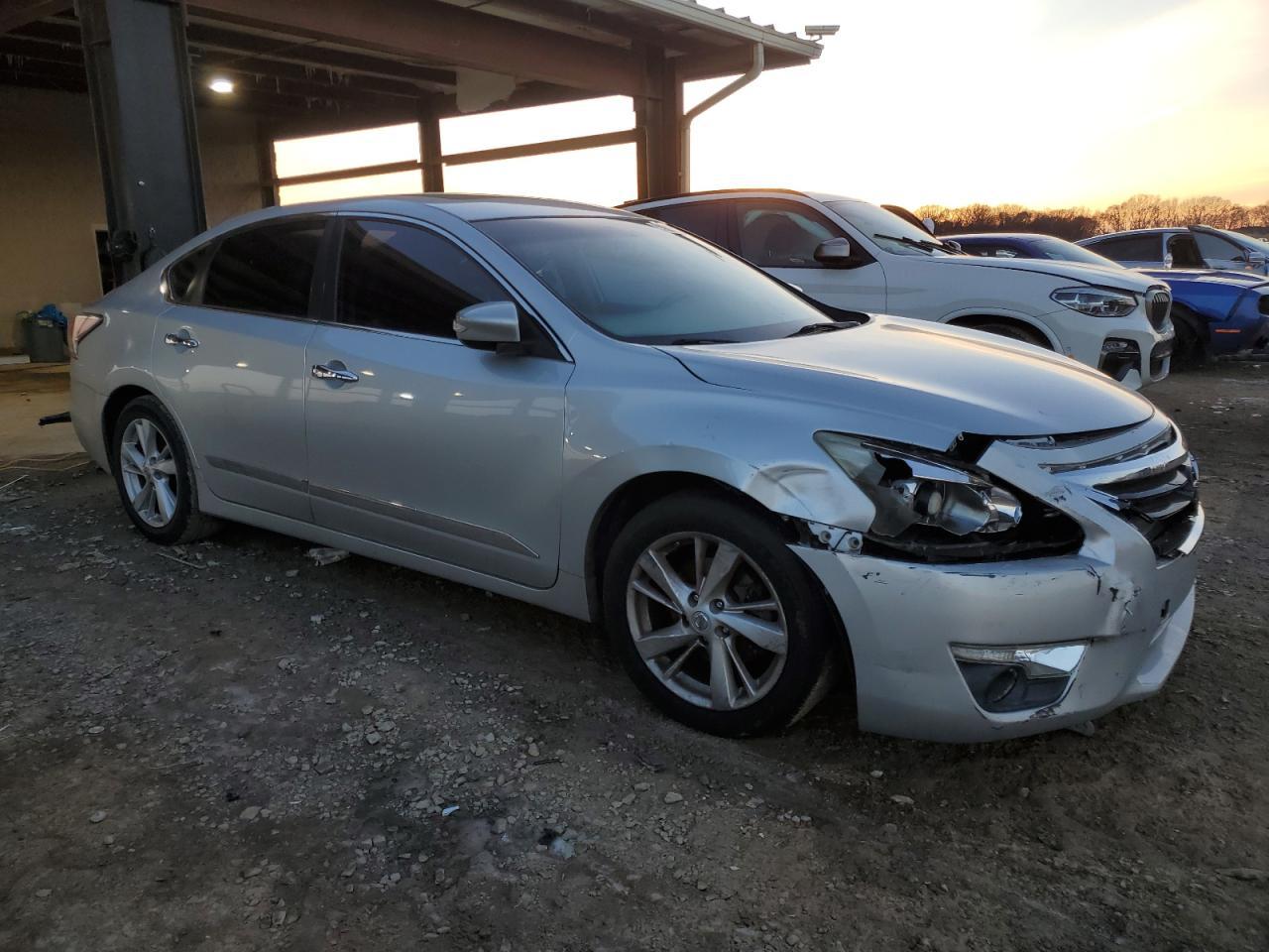 2014 Nissan Altima 2.5 - Image 4