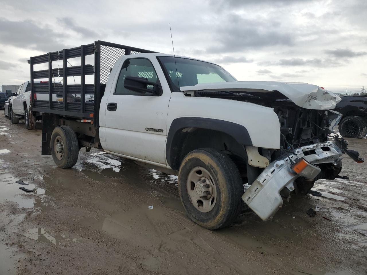 2007 Chevrolet Silverado C2500 Heavy Duty - Image 4