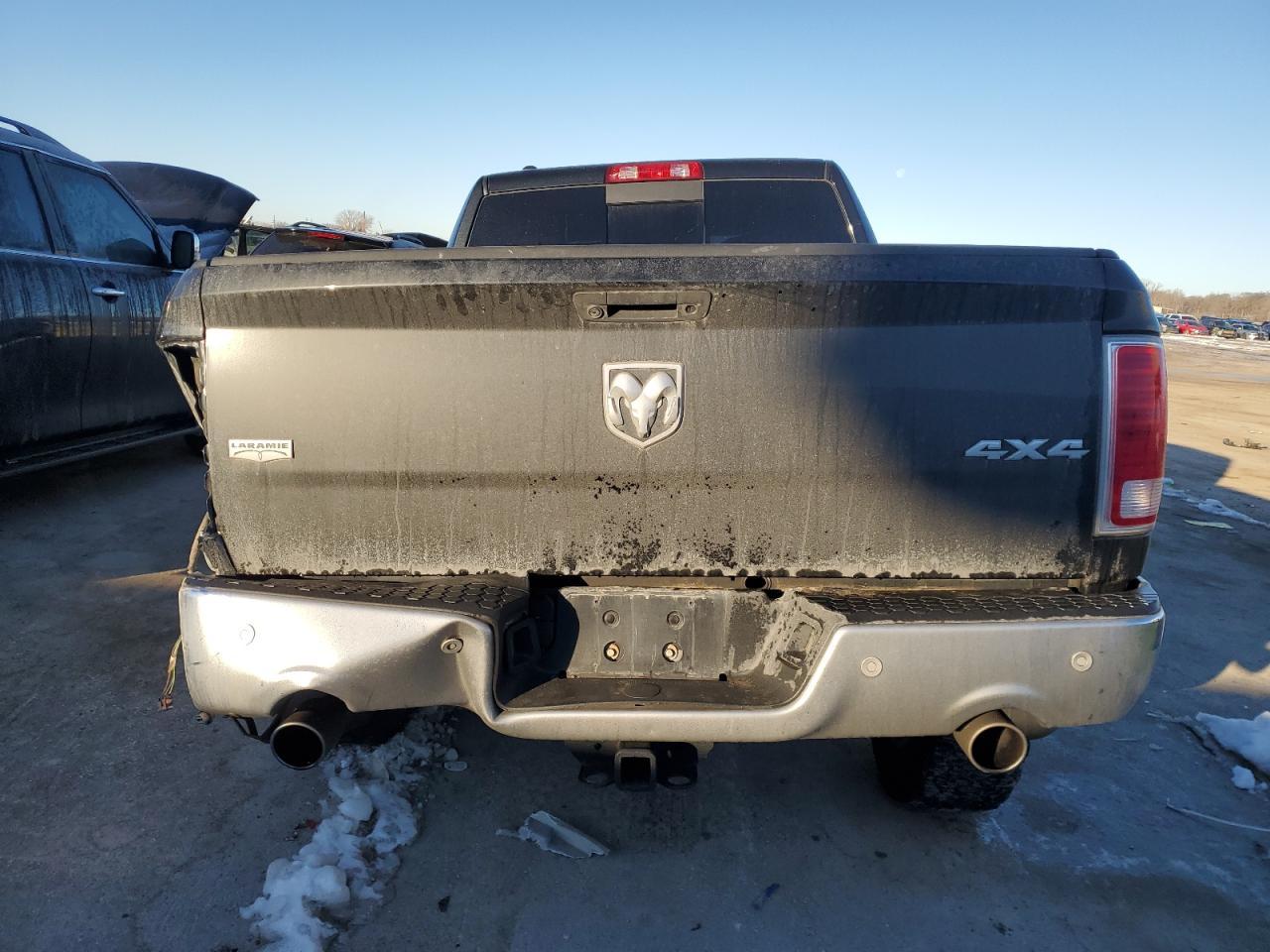2017 Ram 1500 Laramie - Image 6