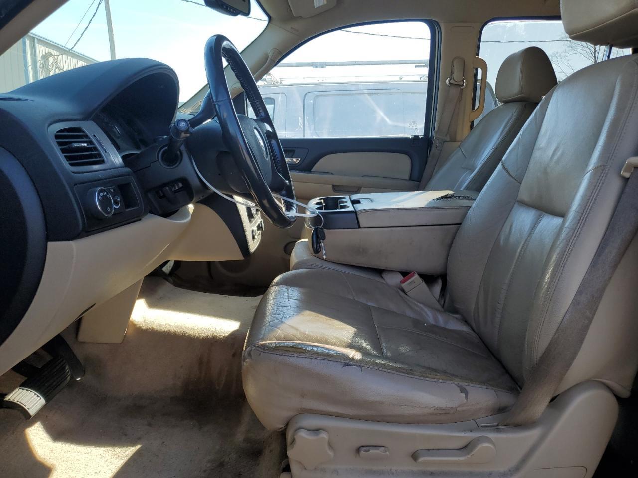 2008 Chevrolet Tahoe C1500 - Image 7