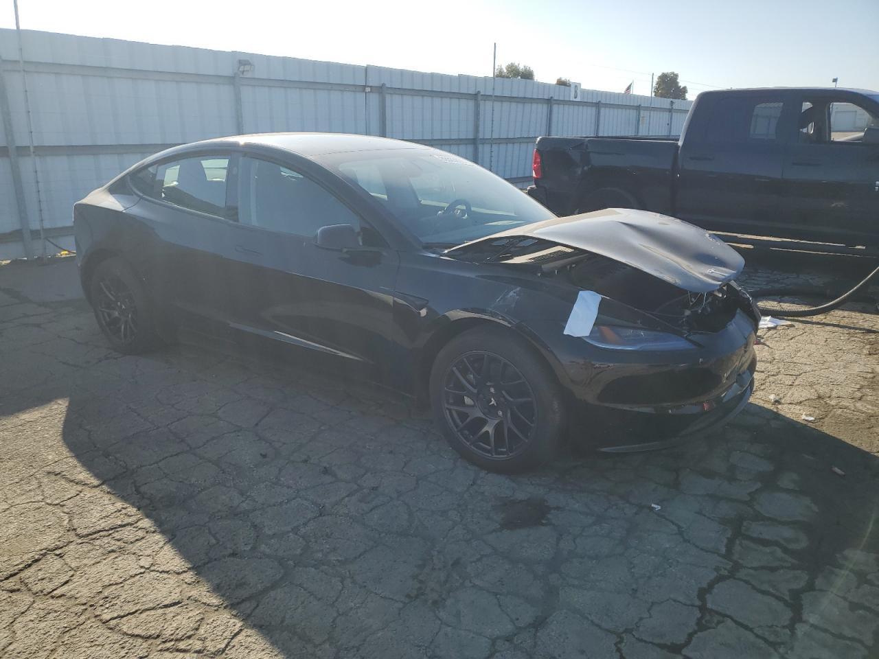 2024 Tesla Model 3 - Image 4
