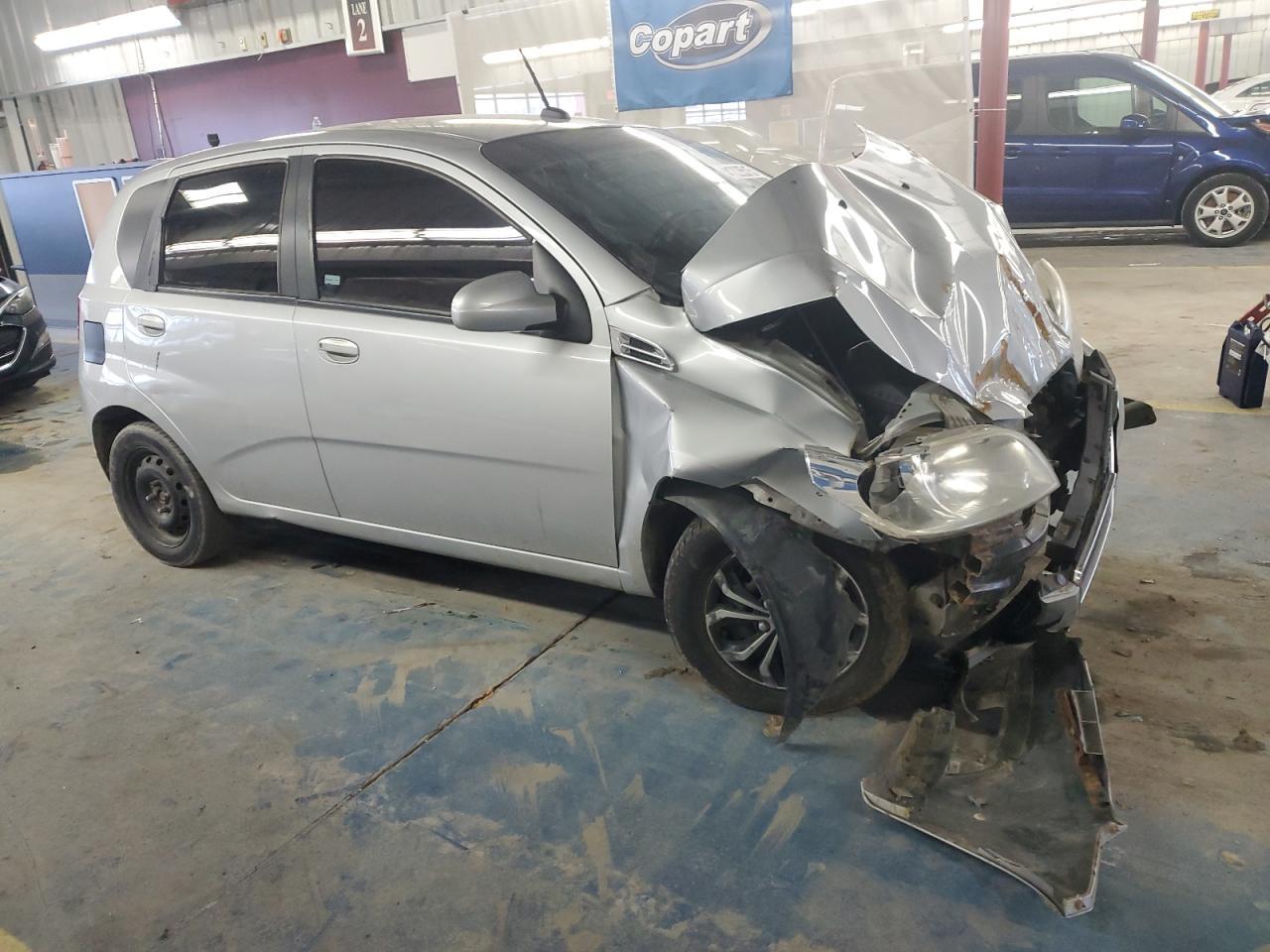 2010 Chevrolet Aveo Ls - Image 4