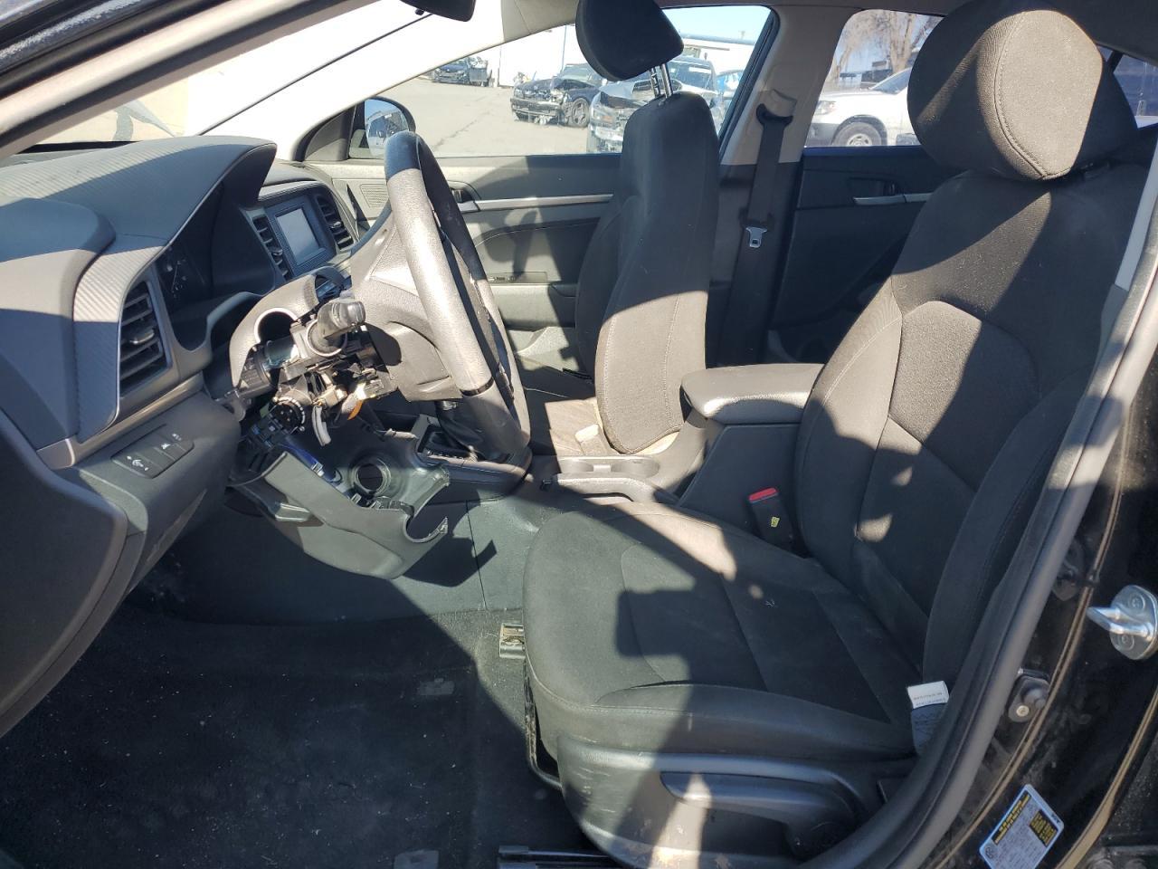 2020 Hyundai Elantra Se - Фото 7