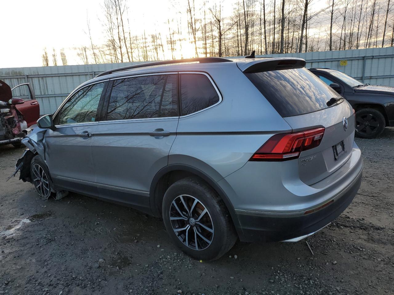 2021 Volkswagen Tiguan Se - Image 2