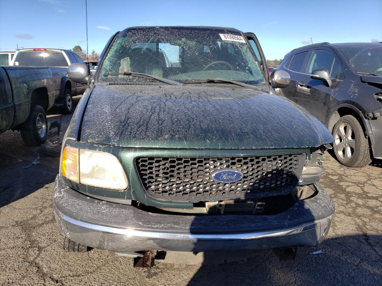 2002 Ford F150 - Image 5