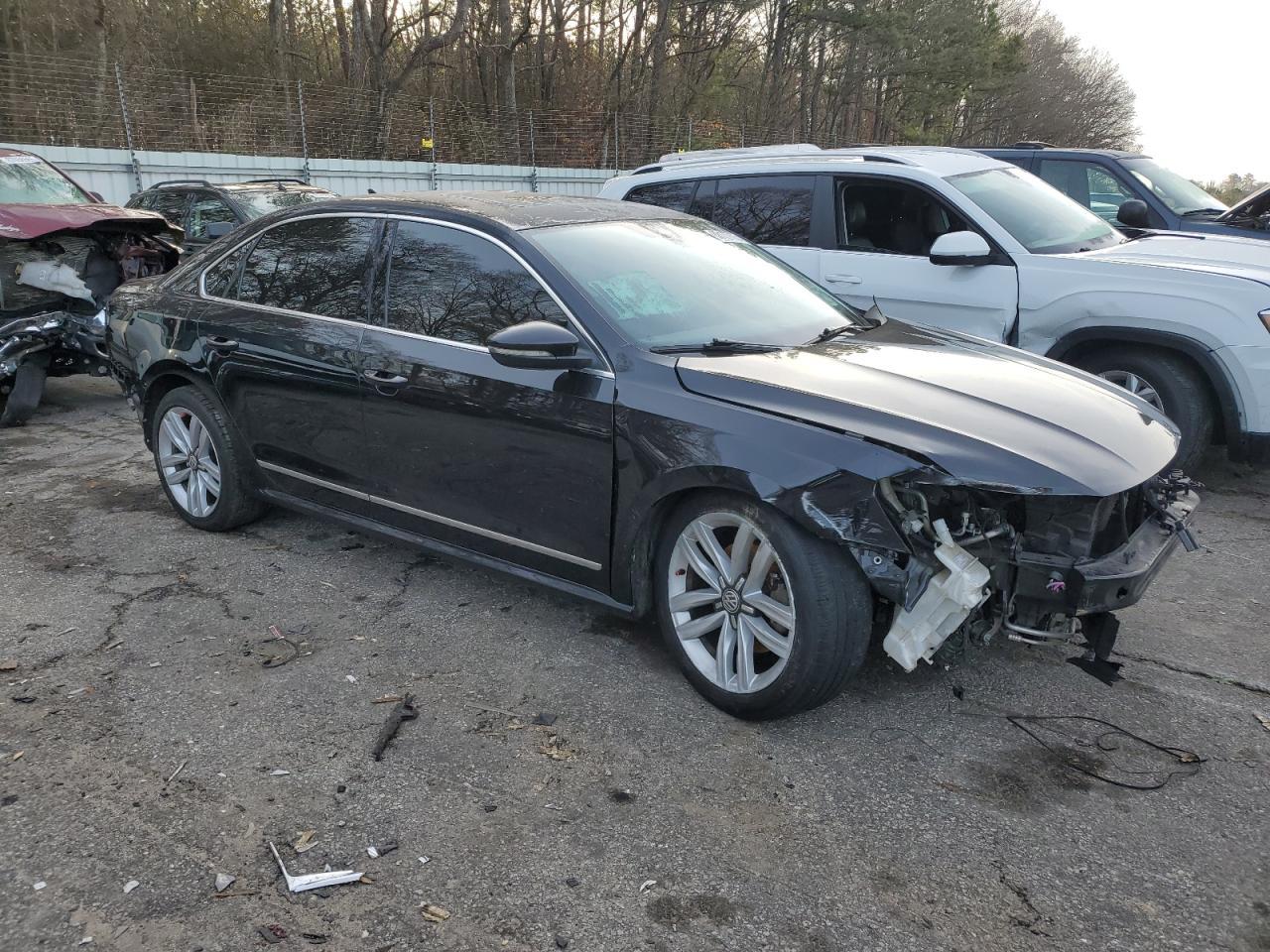 2017 Volkswagen Passat Sel Premium - Фото 4