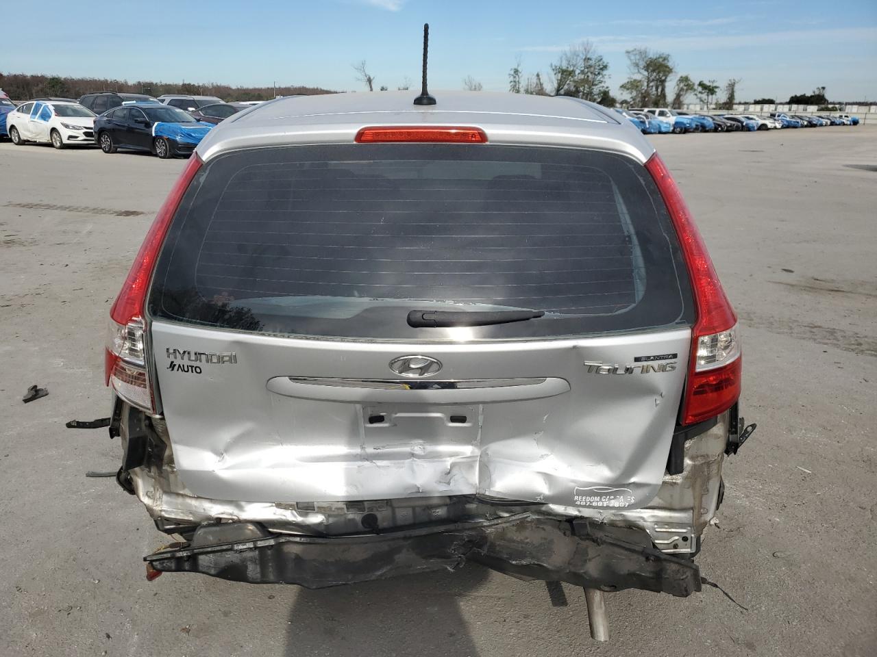 2011 Hyundai Elantra Touring Gls - Image 6