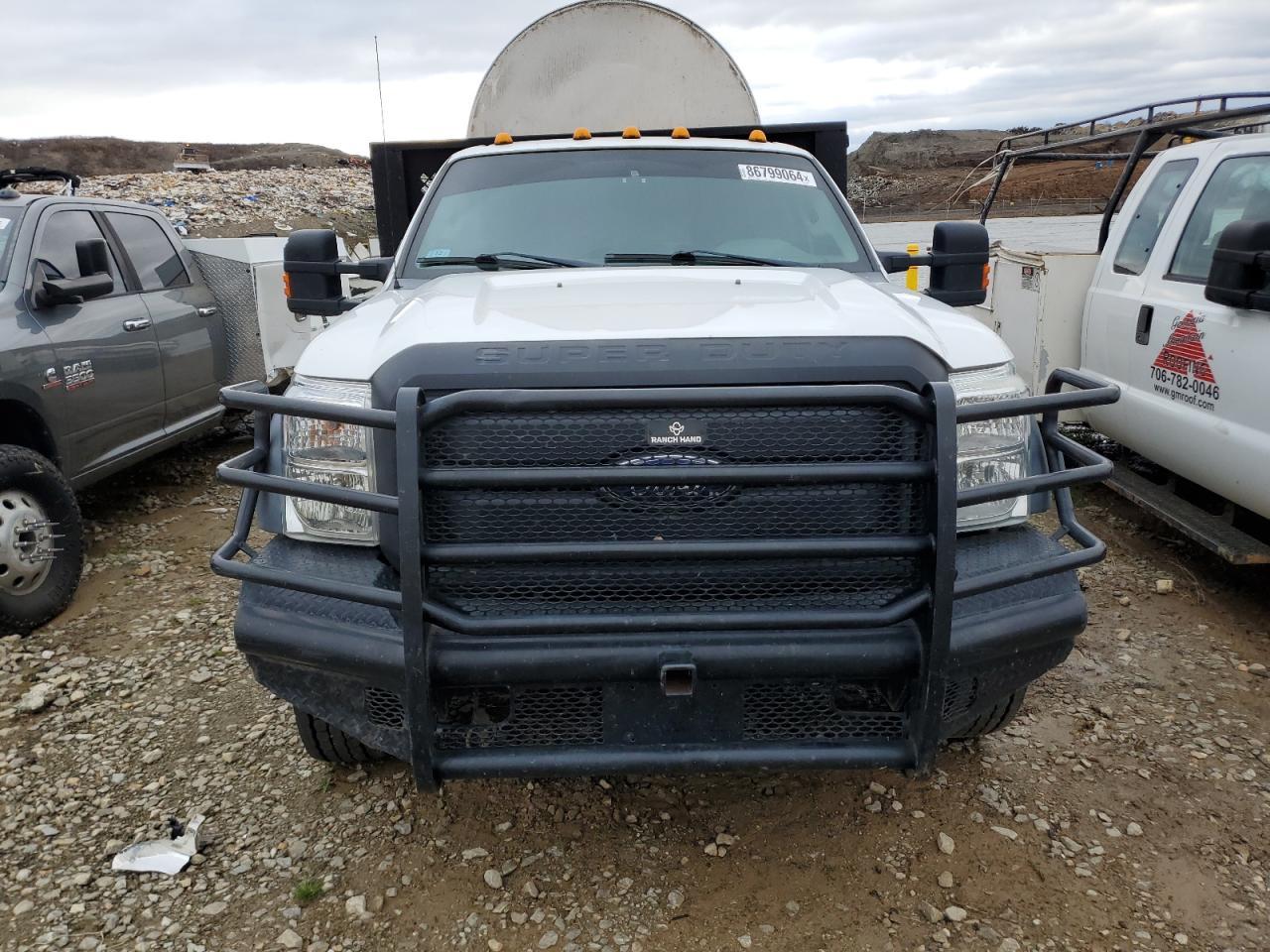 2016 Ford F550 Super Duty - Image 5