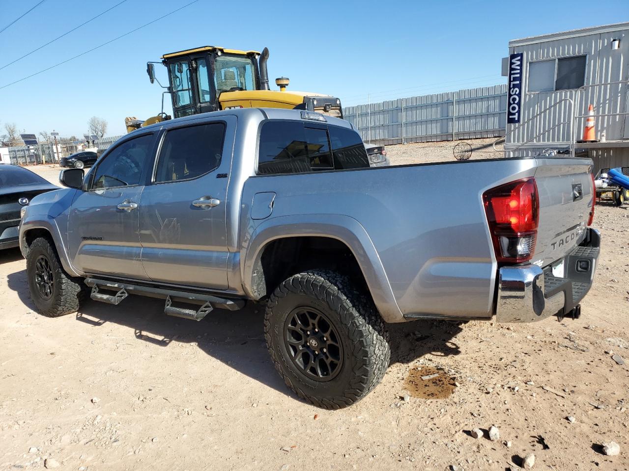 2021 Toyota Tacoma Double Cab - Image 2