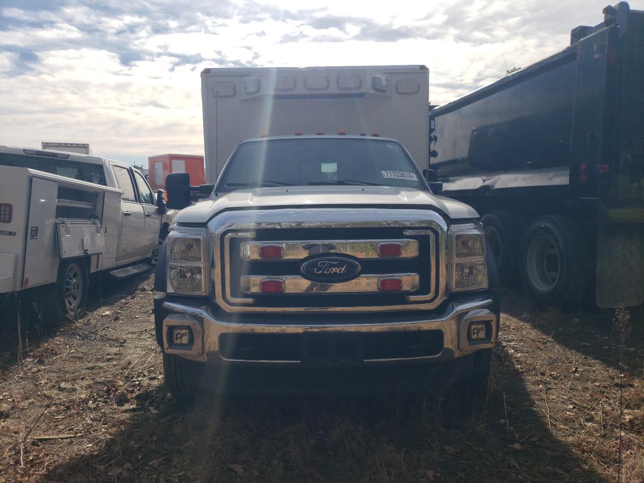 2016 Ford F550 Super Duty - Image 5