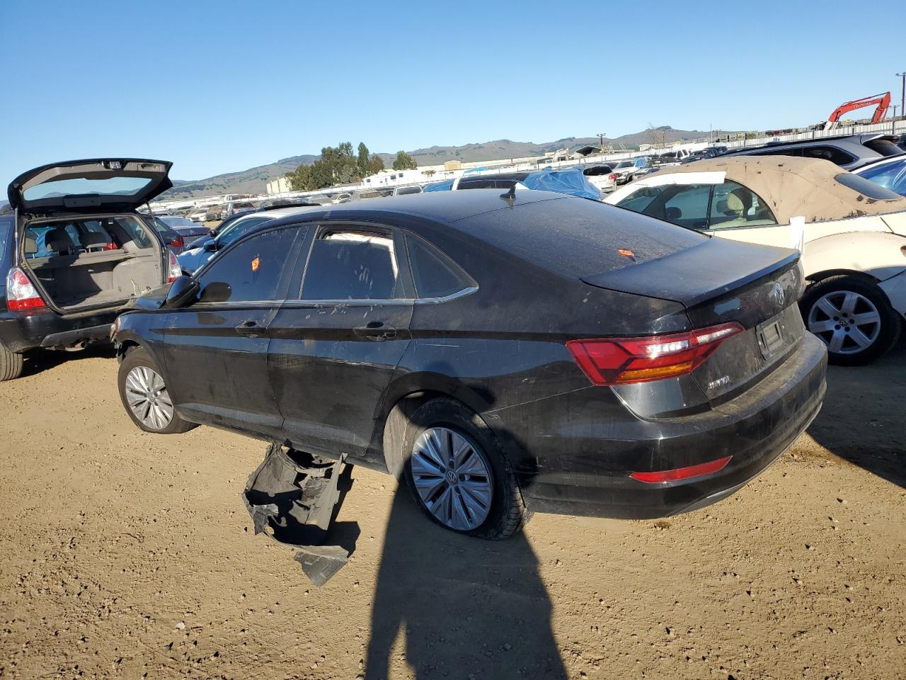 2019 Volkswagen Jetta S - Фото 2