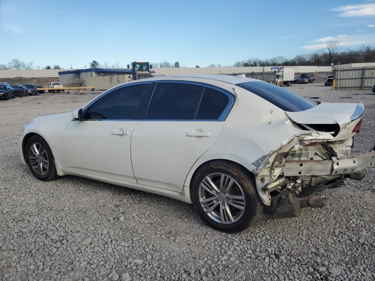 2013 Infiniti G37 Base - Image 2