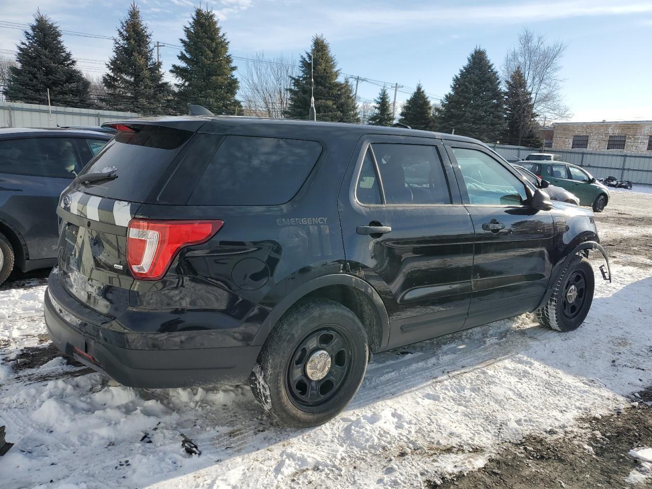 2018 Ford Explorer Police Interceptor - Фото 3