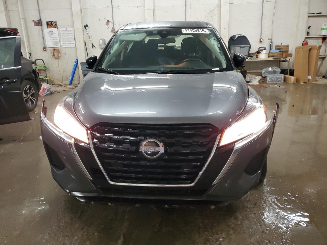 2024 Nissan Kicks S - Image 5