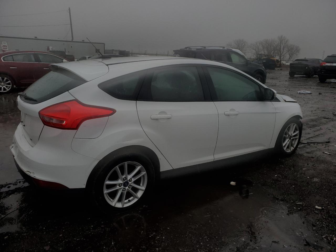2015 Ford Focus Se - Image 3