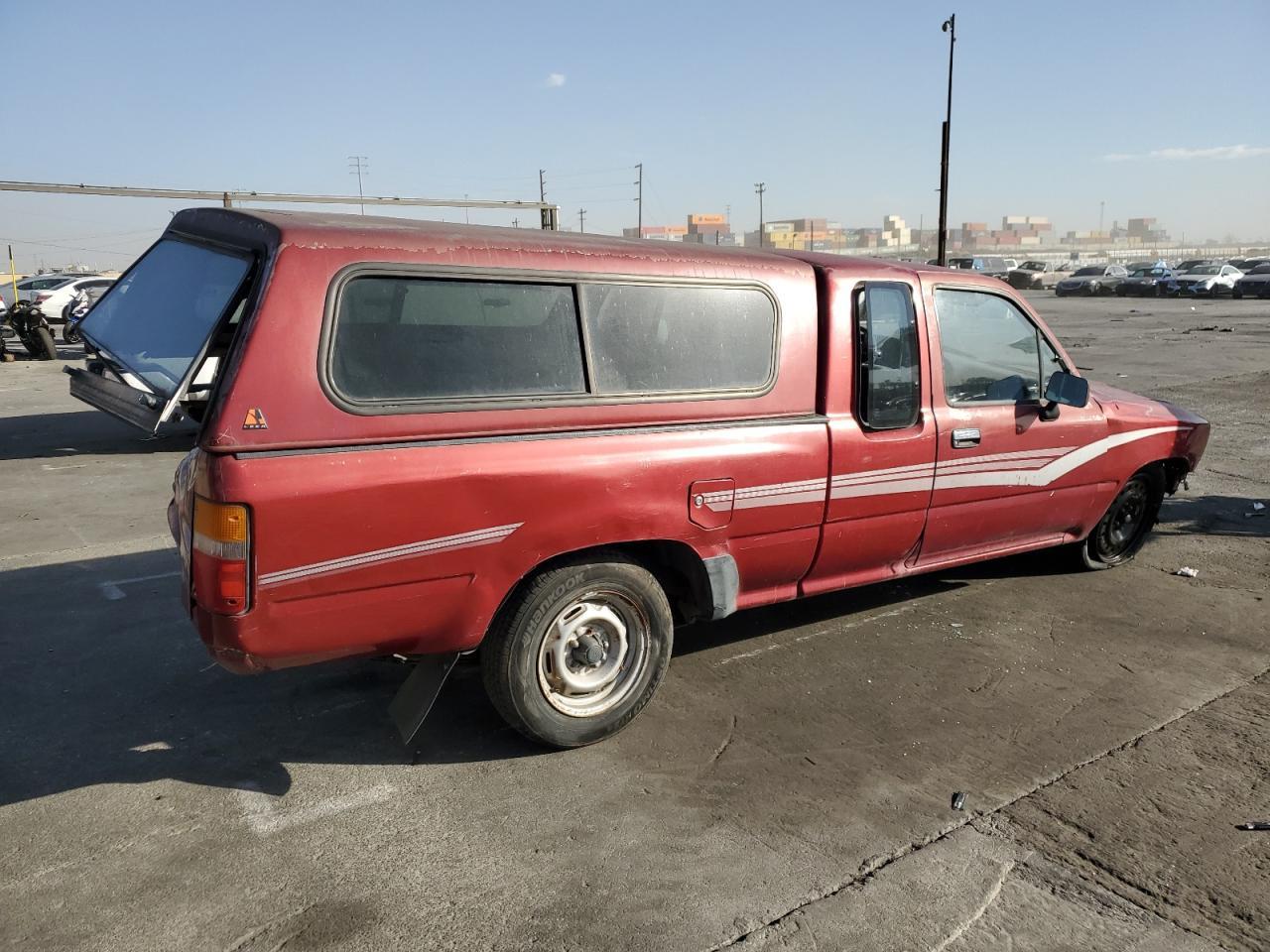1990 Toyota Pickup Deluxe - Image 3